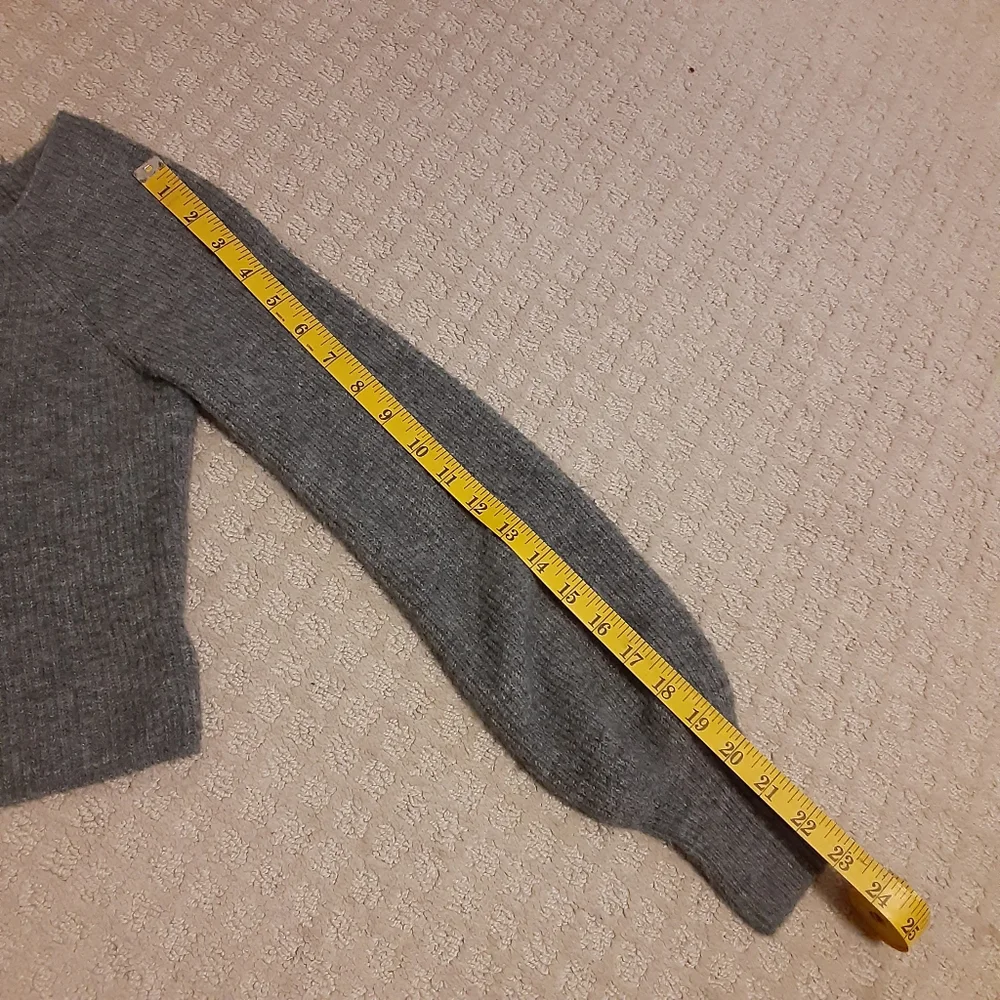 Express Cropped Sweater